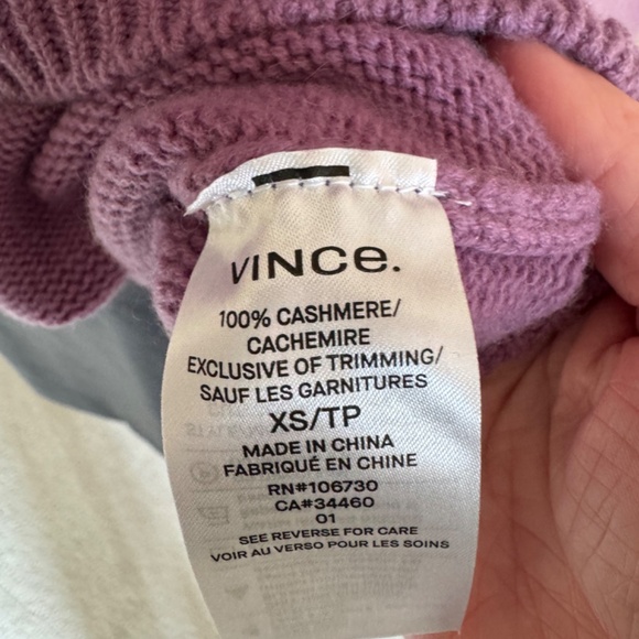 Vince 100% Cashmere Light Violet Crewneck Sweater - Sz XS - Picture 8 of 8